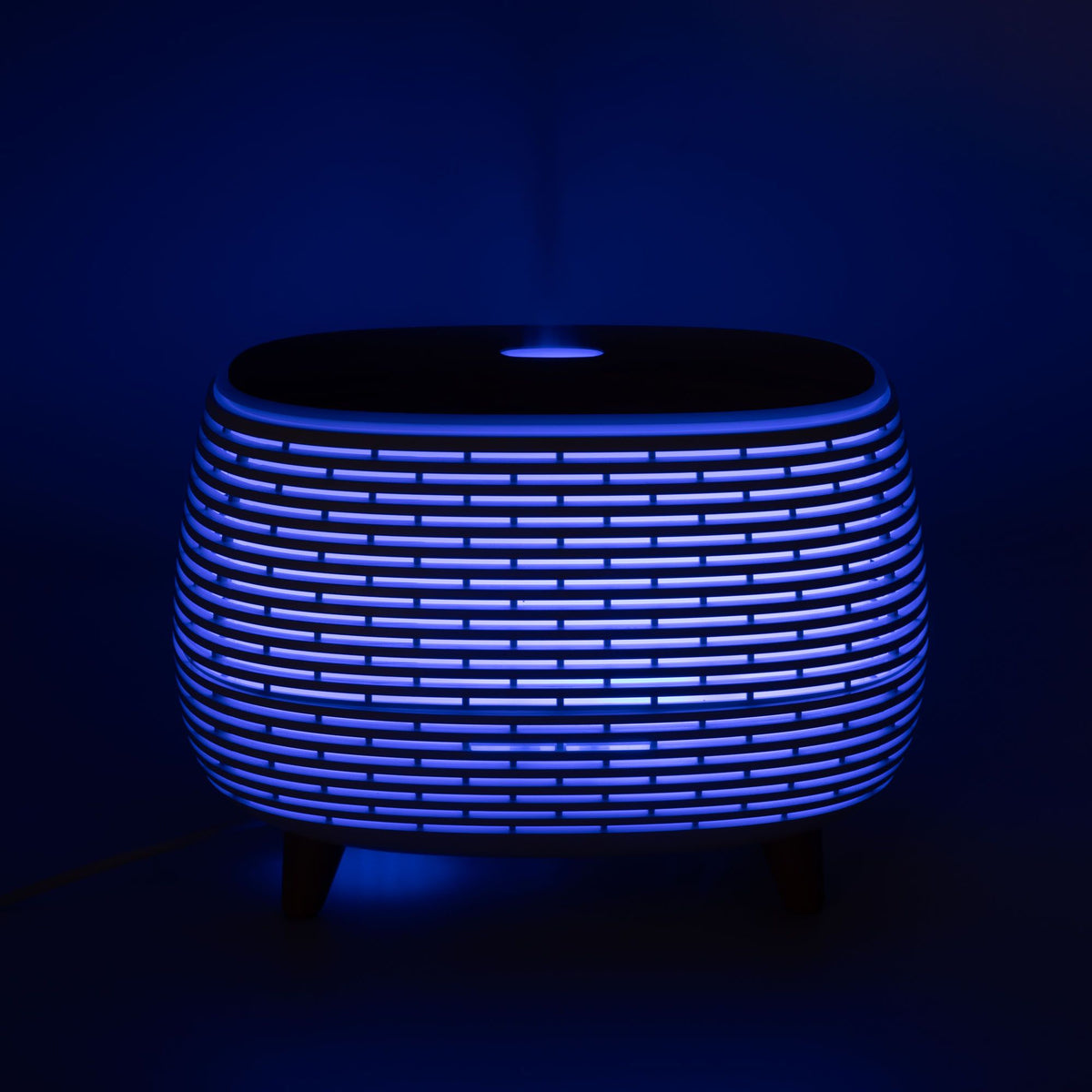 Ribbed Aroma Diffuser with Colour-Changing Light