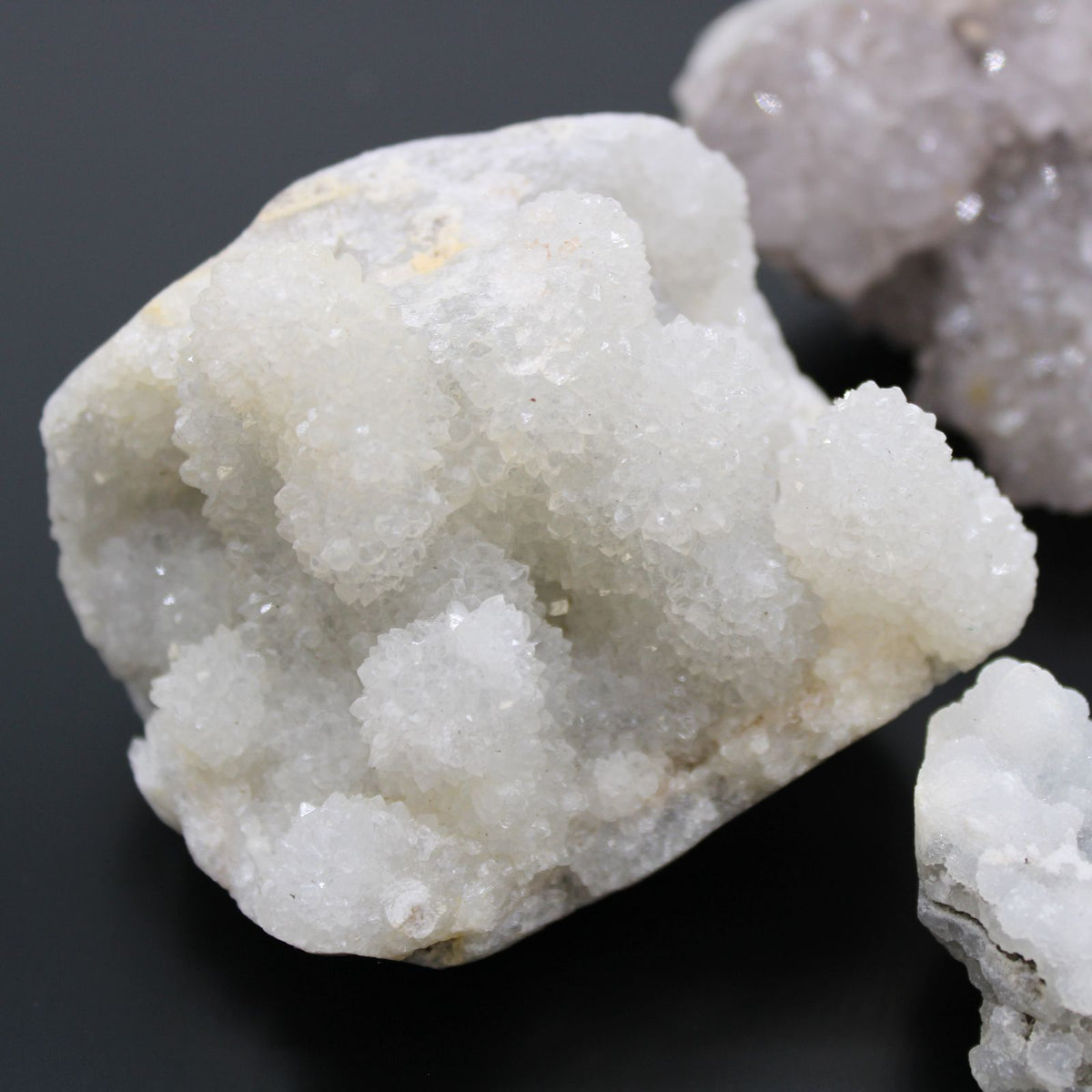 Finger Quartz Mineral Specimens – 1kg Pack