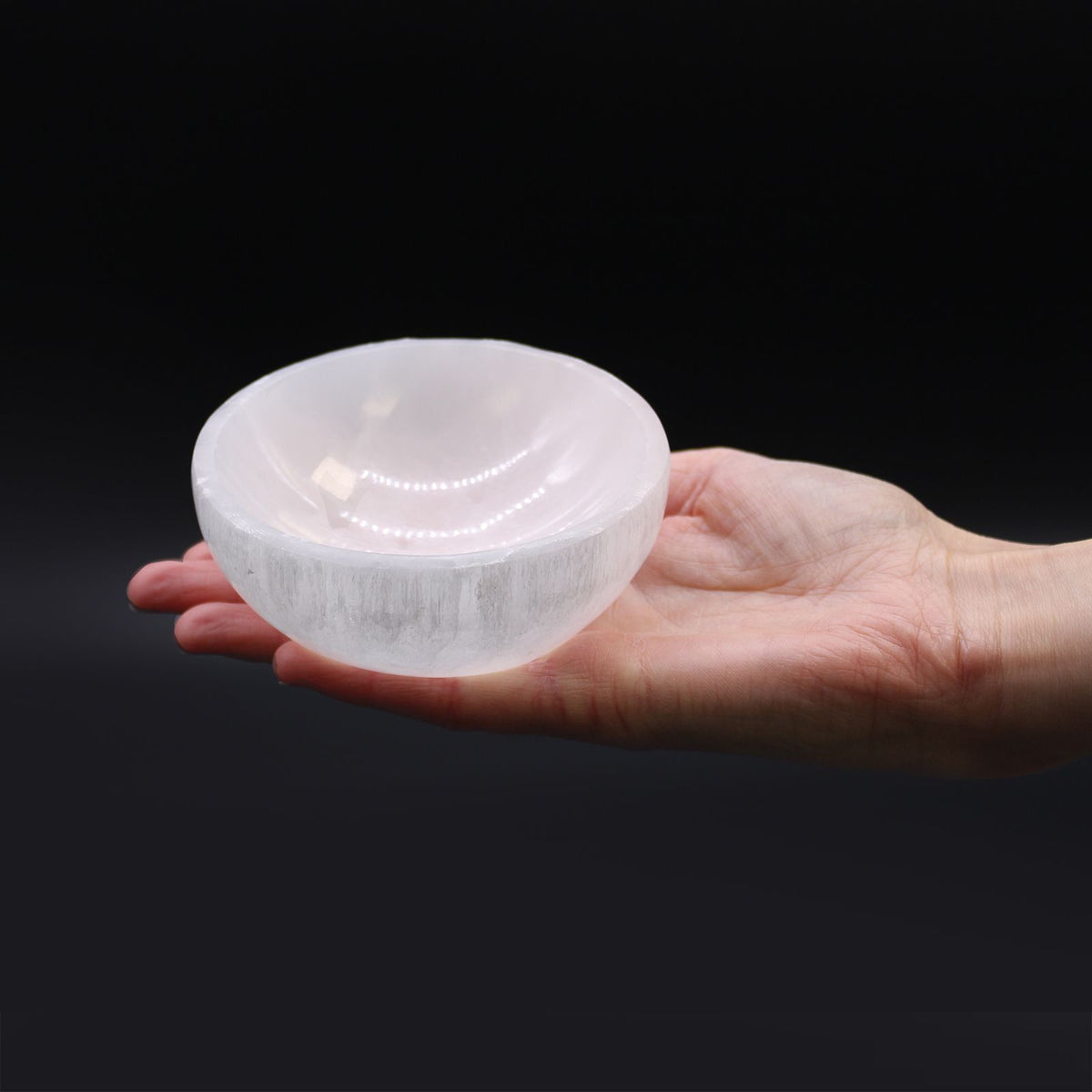 Round Selenite Bowl – 10cm