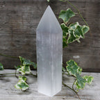 Selenite Pencil Point Tower – 20cm