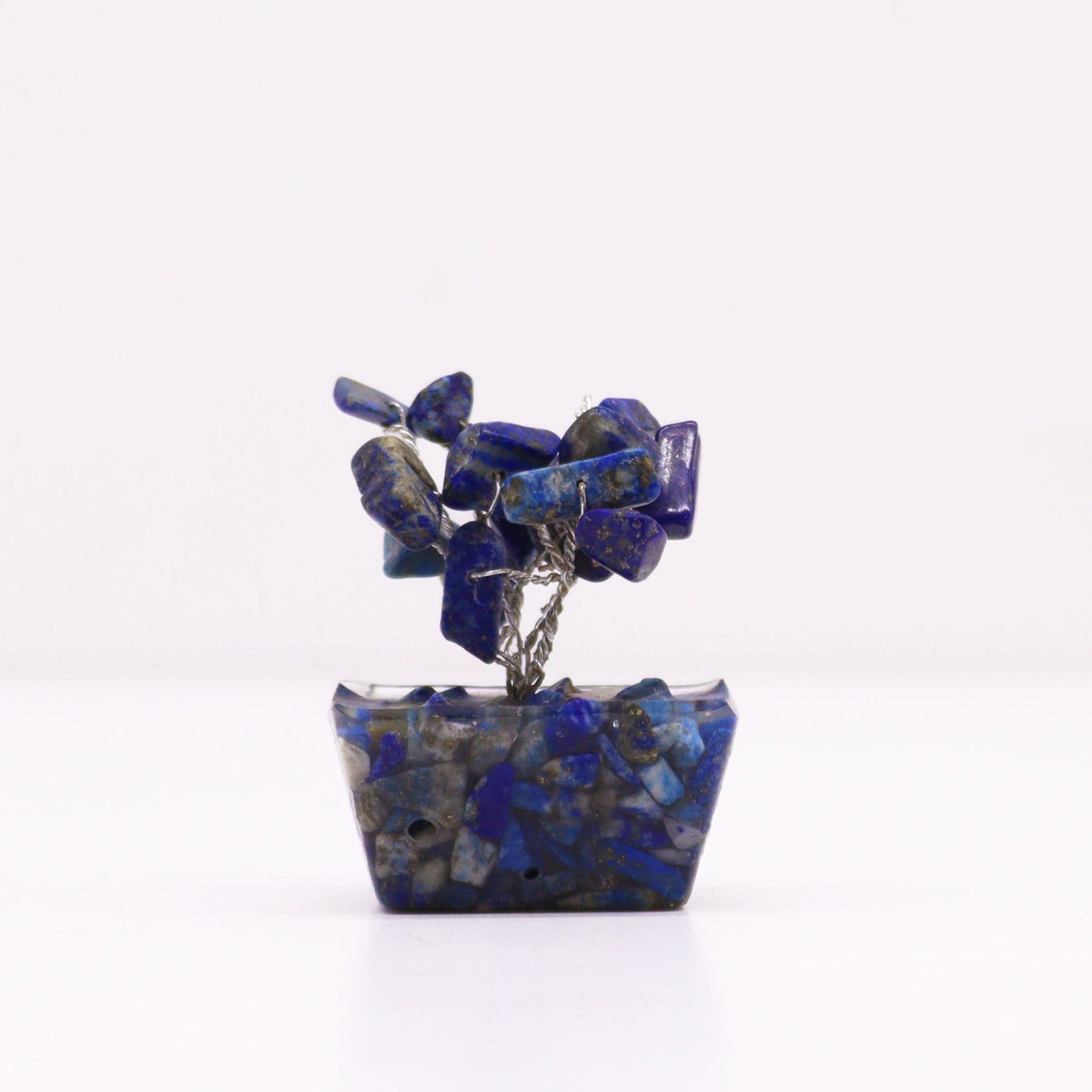 Sodalite Gemstone Tree on Orgonite Base – 15 Stones