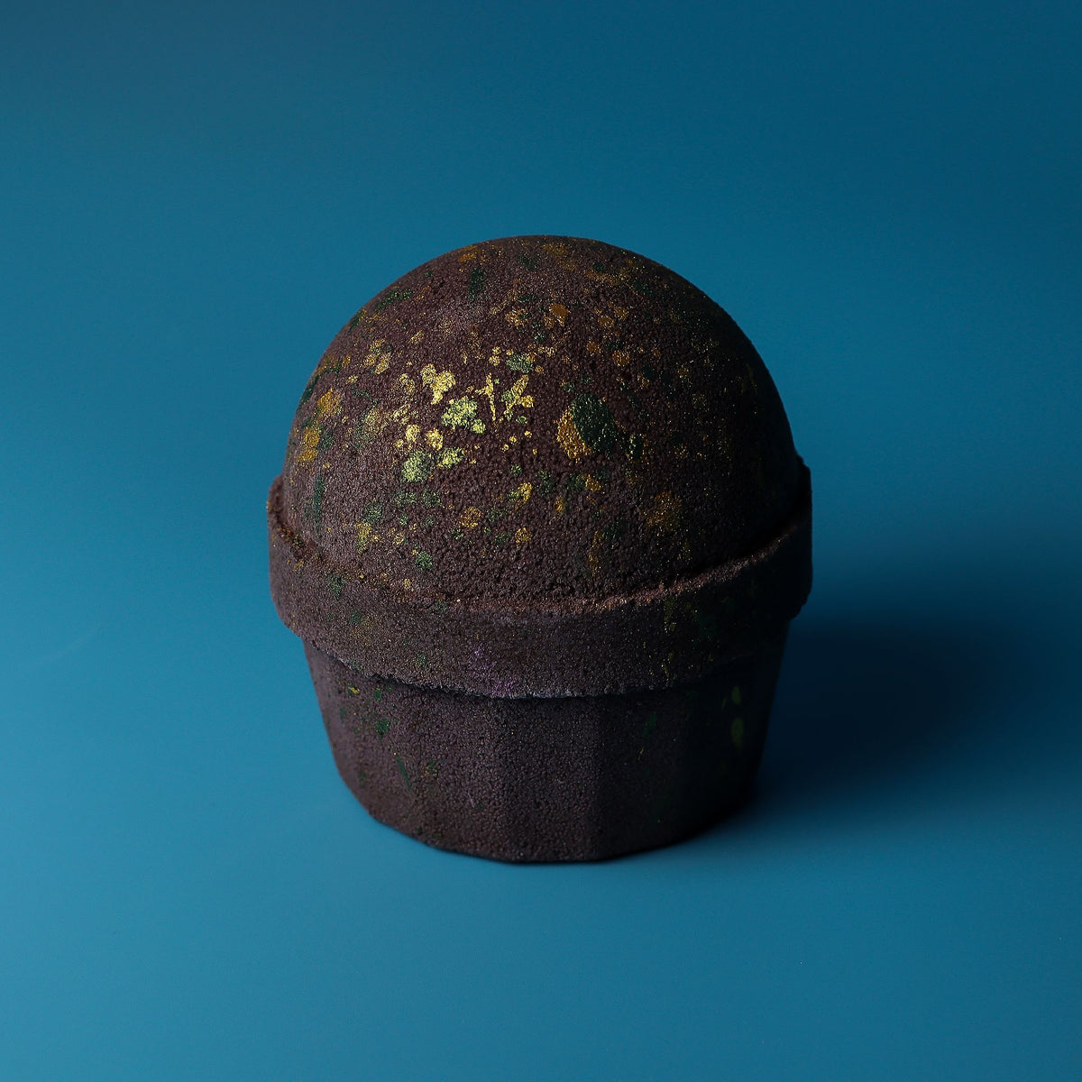 Emerald Oudh Truffle Bath Bomb – 180g