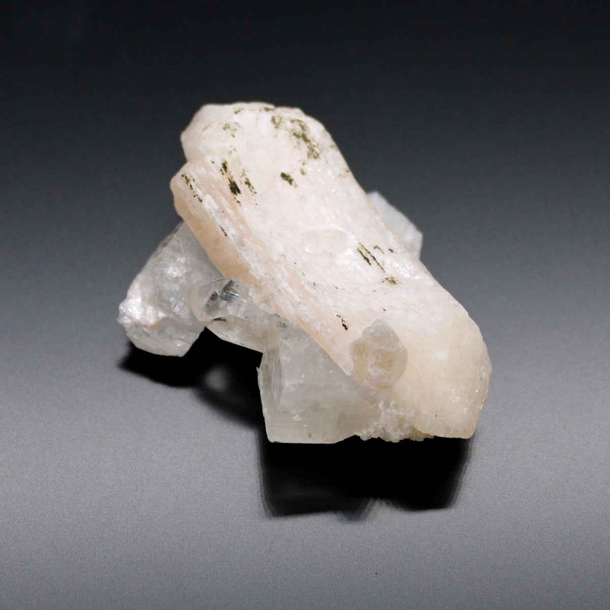 Stilbite and Apophyllite Mineral Specimen – 20–30mm