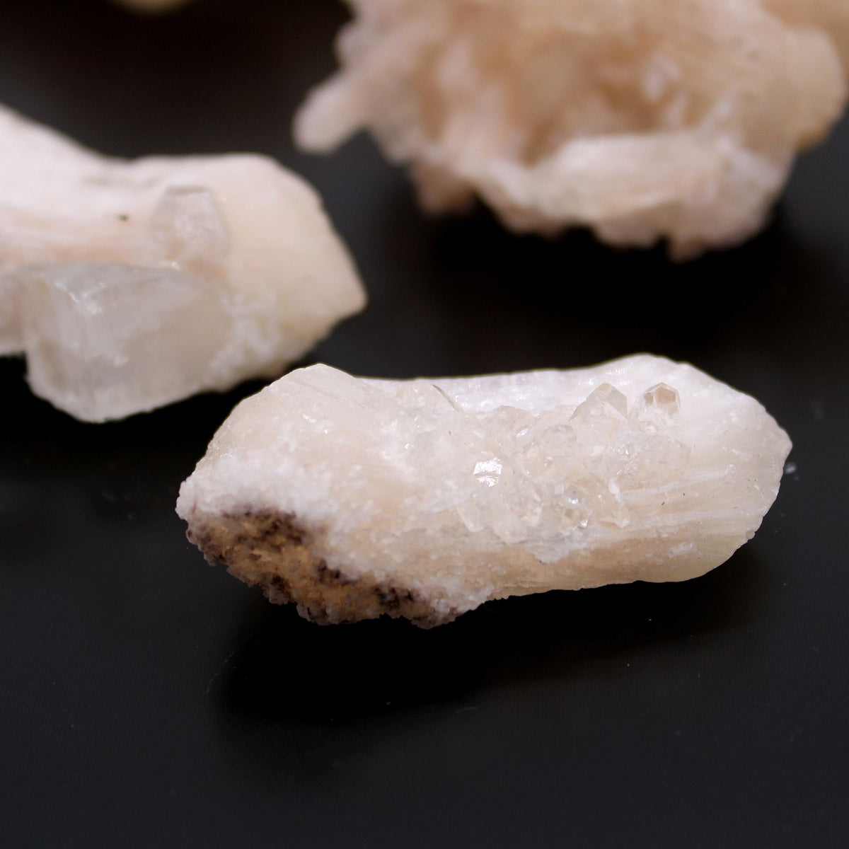 Stilbite and Apophyllite Mineral Specimen – 20–30mm