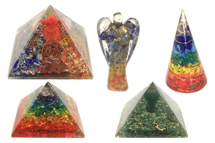 Seven Chakra Flower of Life Orgonite Pyramid – 70mm