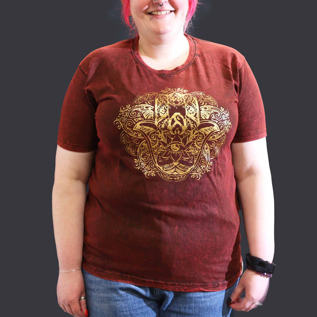 Hamsa Print Stonewashed Cotton T-Shirt – Maroon