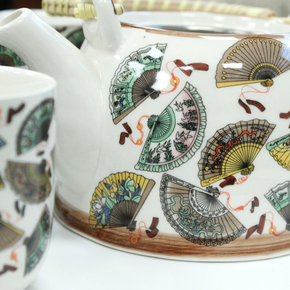 China Fans Herbal Teapot Set