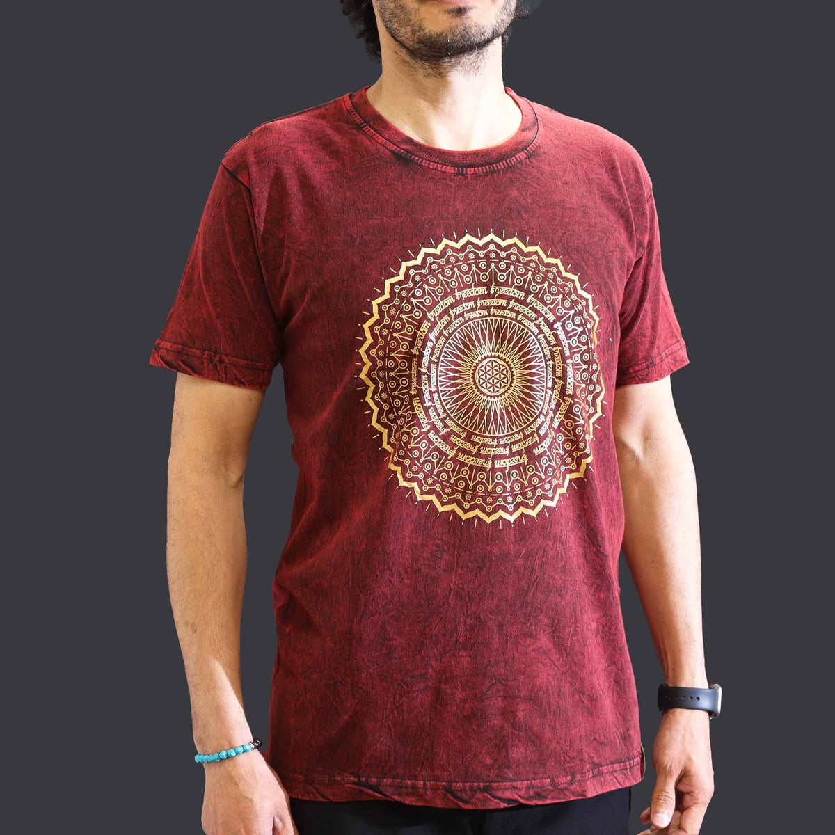 Mandala Stonewashed Cotton T-Shirt – Maroon, Medium
