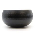 Large Black Beaten Singing Bowl – 18cm