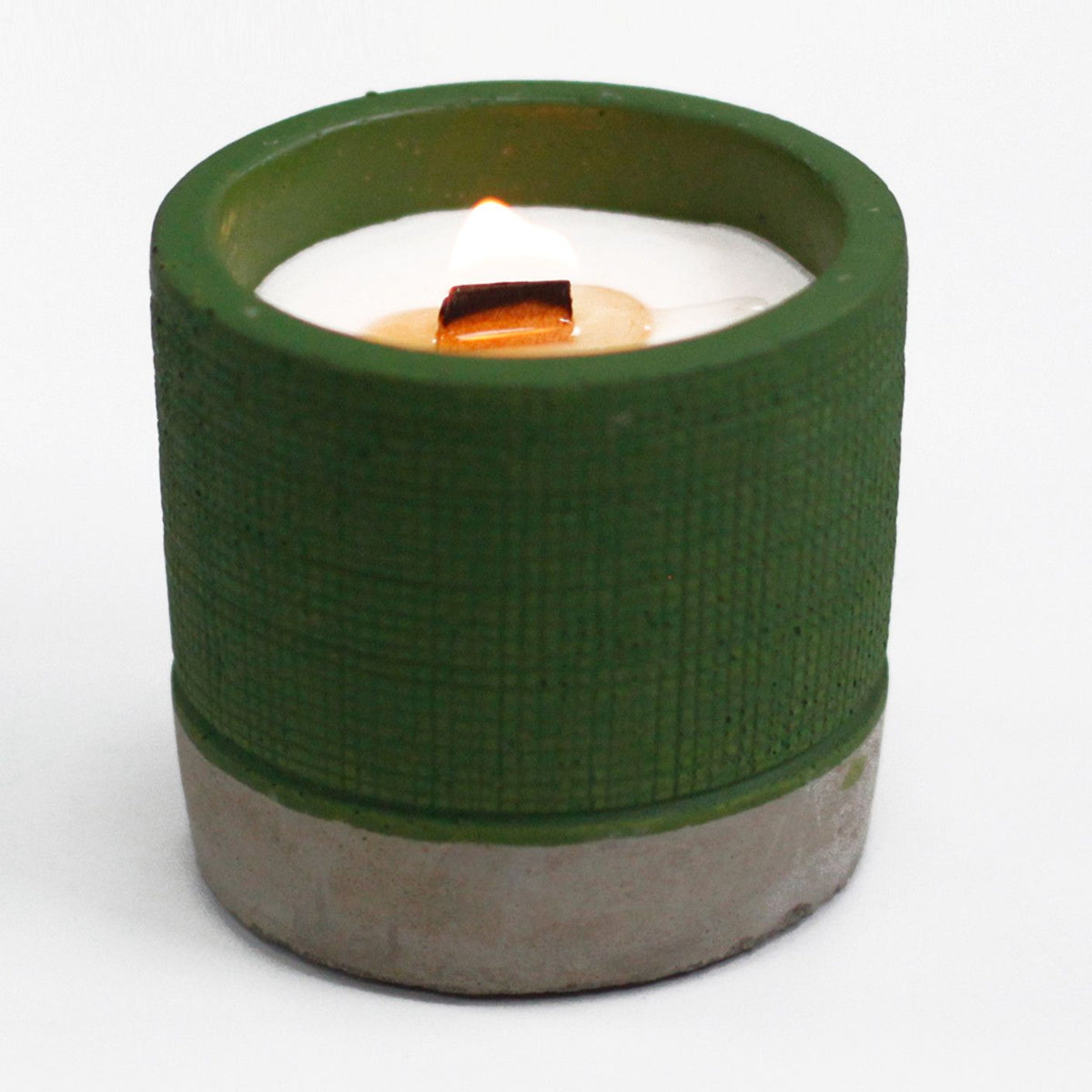 Green Sea Moss & Herbs Soy Candle in Concrete Pot