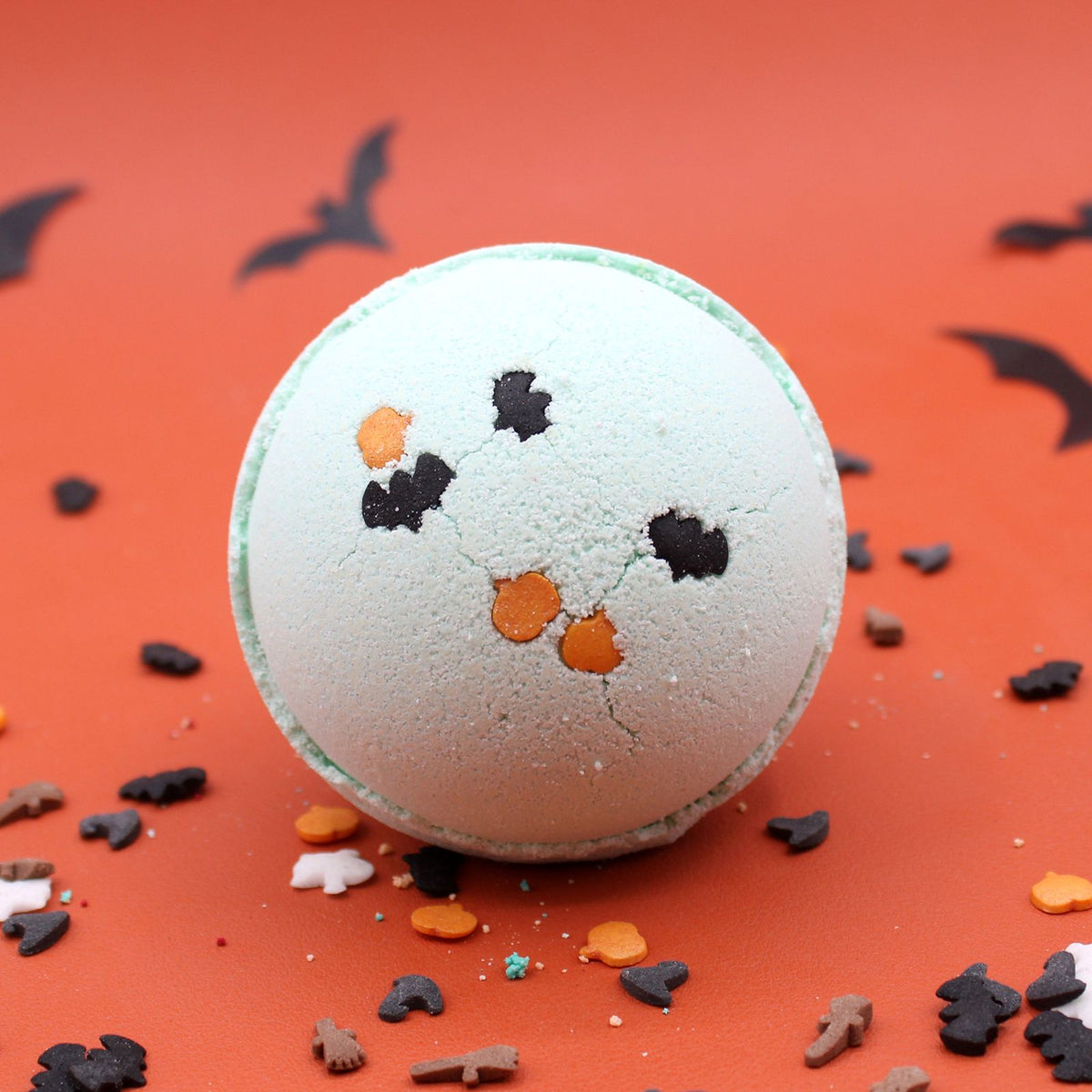 Coconut and Lime Halloween Bath Bomb – 180g